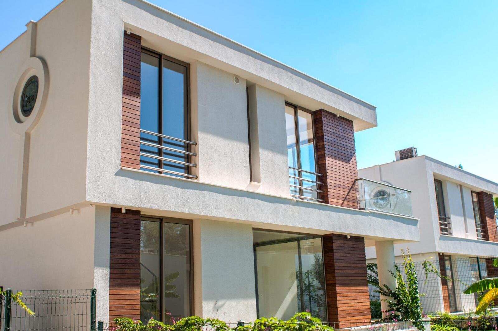 Amazon Häuser Bodrum – Villa Eingang mit Palme Konacık